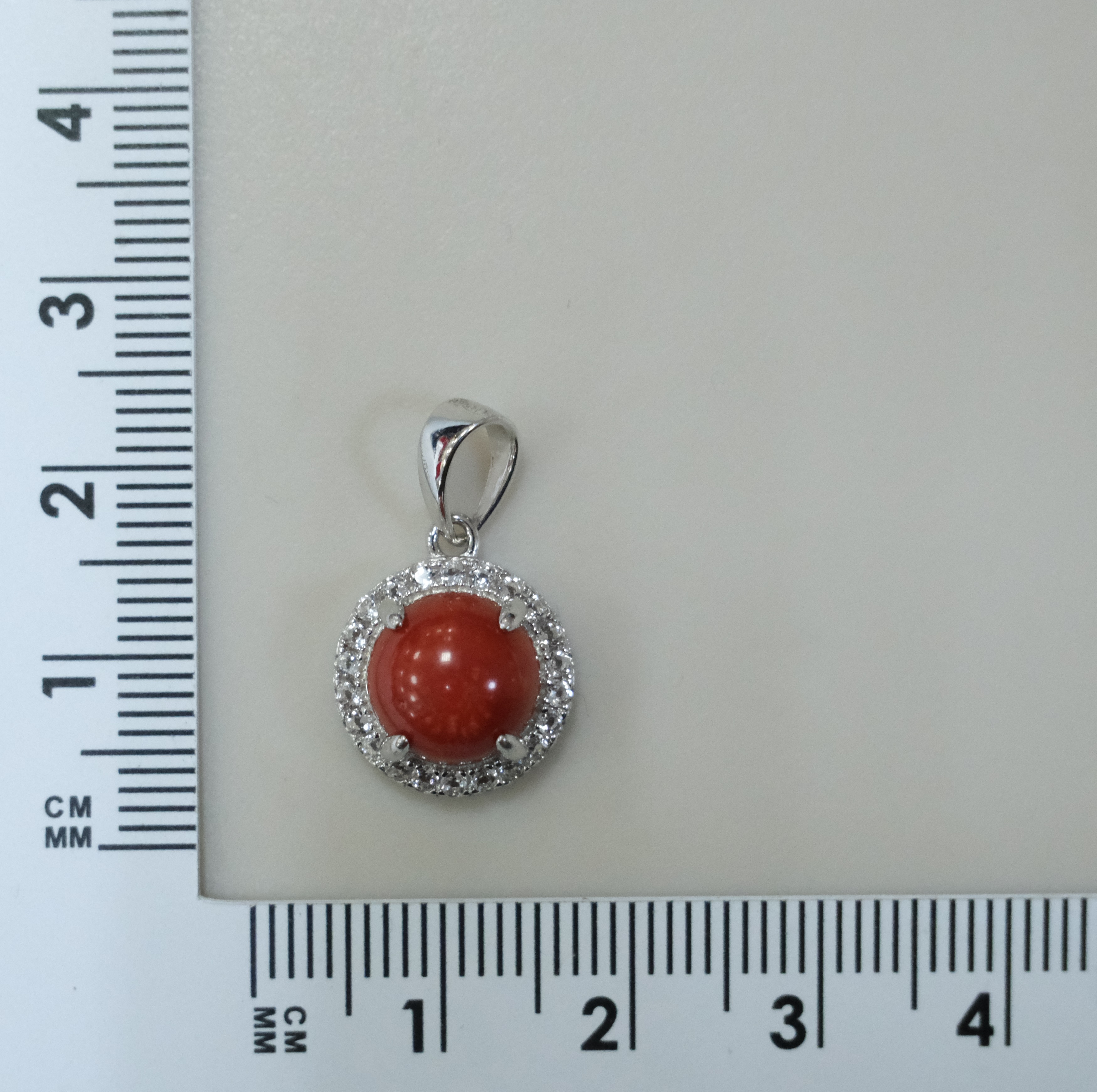 Серебряная подвеска с кораллом Салмон